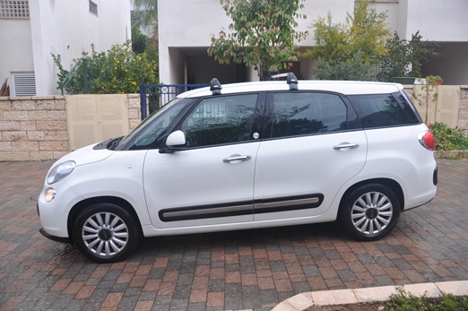 פיאט 500L living